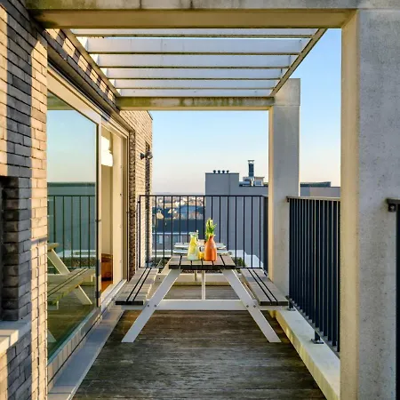 Stijlvolle En Lichtrijke Design Penthouse Met Prachtig Uitzicht Te Wenduine De Haan