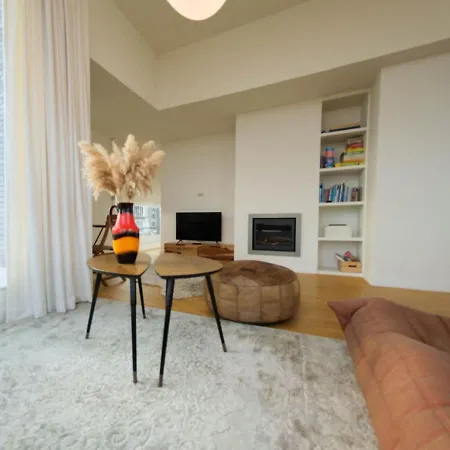 Stijlvolle En Lichtrijke Design Penthouse Met Prachtig Uitzicht Te Wenduine Appartamento De Haan